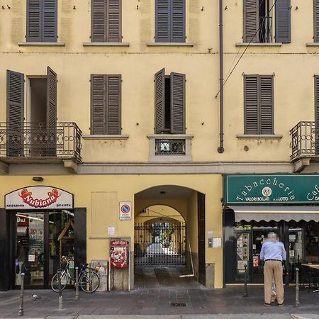 Cozy Loft Navigli, Close To Duomo And Bocconi - Italy Flat Vacation มิลาน ภายนอก รูปภาพ