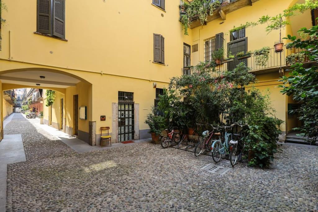 Cozy Loft Navigli, Close To Duomo And Bocconi - Italy Flat Vacation มิลาน ภายนอก รูปภาพ
